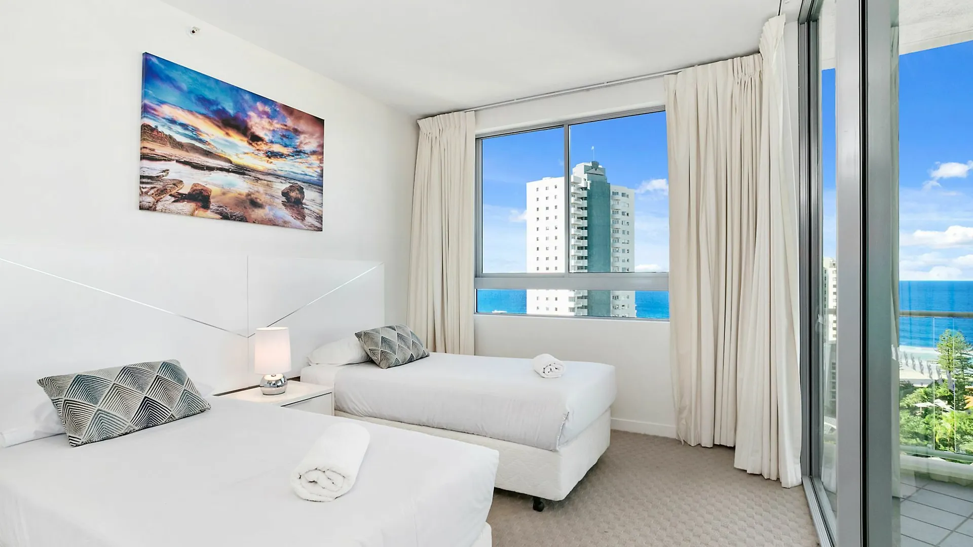Wings - Q Stay Gold Coast Apartment